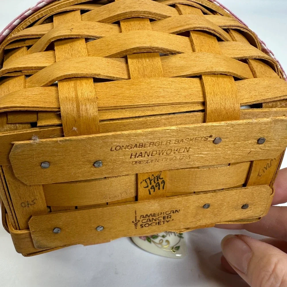Longaberger 1999 Horizon of Hope Basket Lid Liner Protector Tie-on Charm Pink